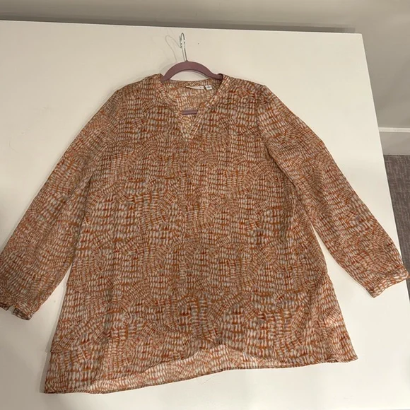 Excellent condition: Susan Graver orange V-neck semi-sheer top, size 10 - Picture 2 of 8